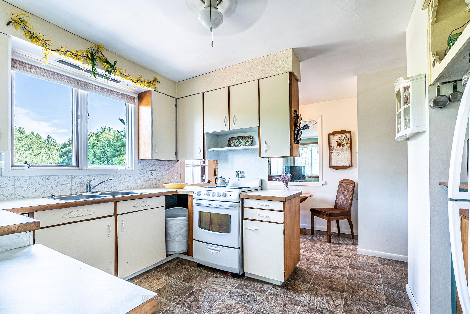 Photo 21 of 1357 Killarney Bay Road, Kawartha Lakes, Fenelon — HOMEH