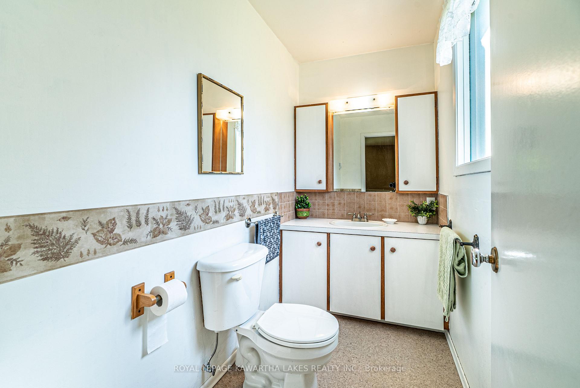 Photo 30 of 1357 Killarney Bay Road, Kawartha Lakes, Fenelon — HOMEH