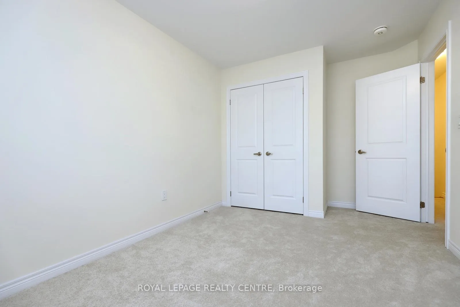 Photo 25 of Unit 16, 40 Zinfandel Drive, Hamilton, Winona — HOMEH