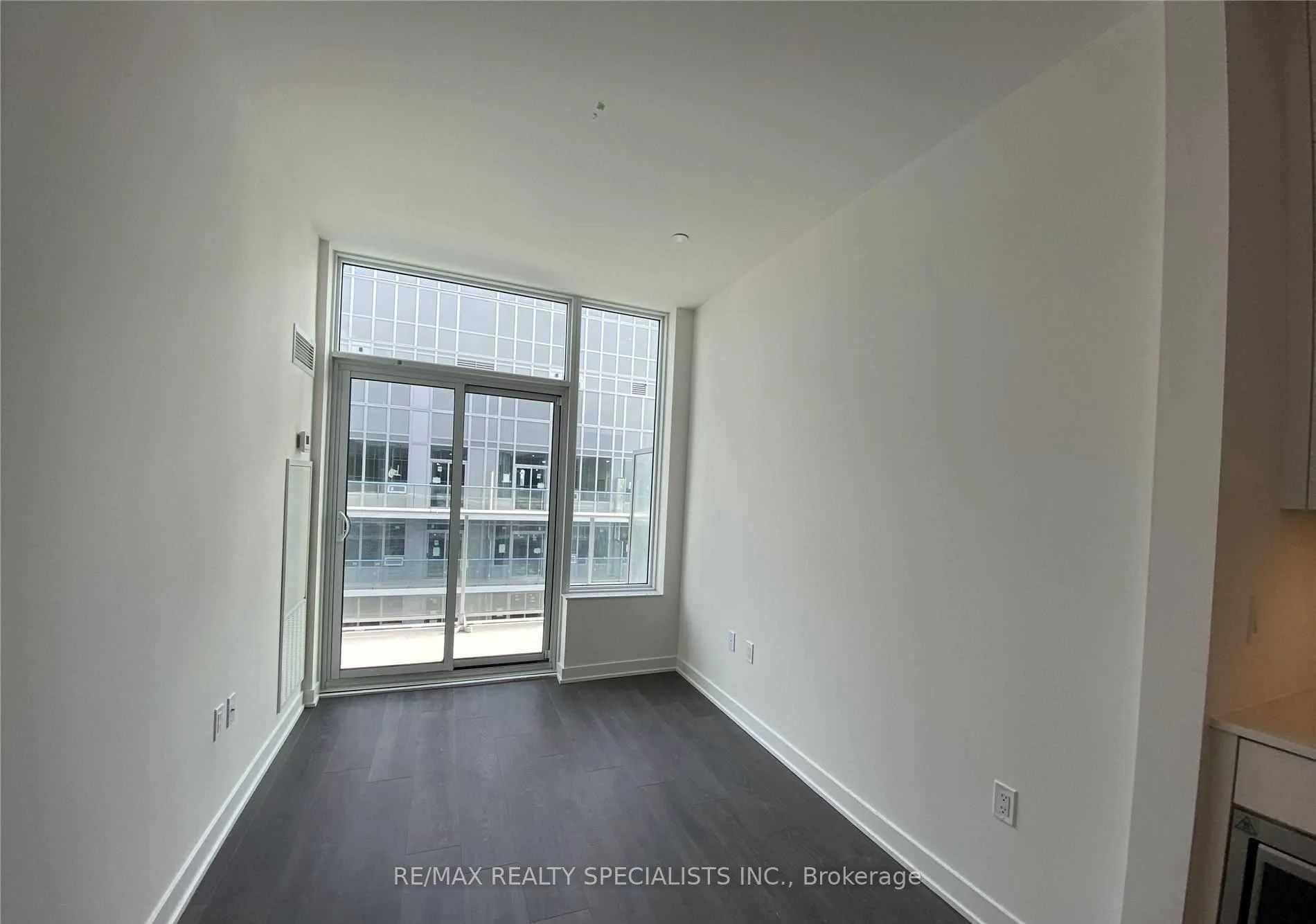 Photo 7 of Unit PH07, 99 Broadway Avenue, Toronto, Mount Pleasant West — HOMEH