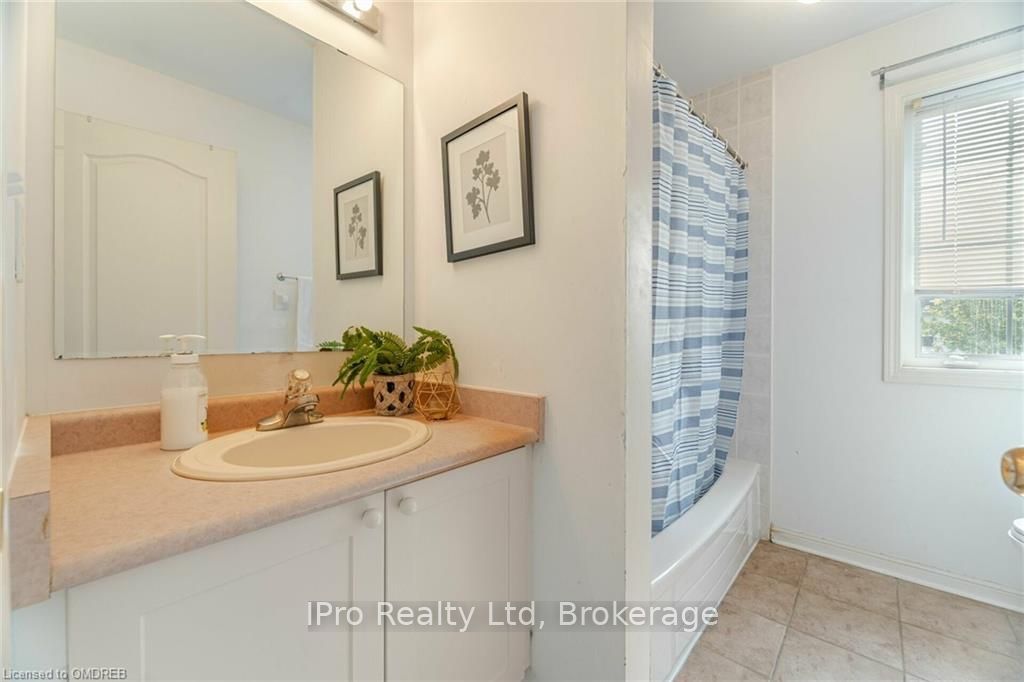 Photo 35 of 675 Thompson Road S, Milton, Beaty — HOMEH
