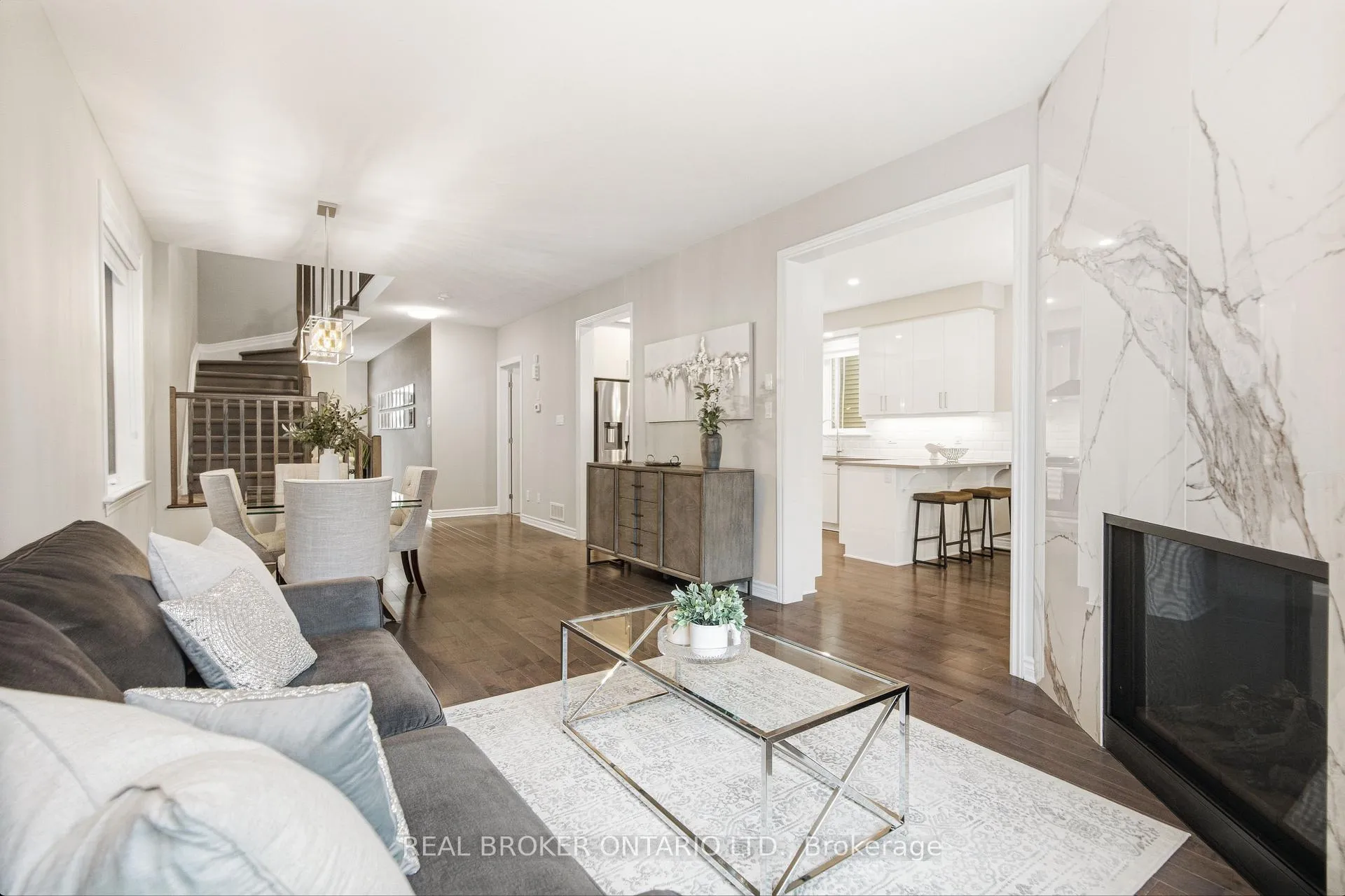 Photo 8 of 204 Trollius Way, Ottawa, Blossom Park/Kemp Park/Findlay Creek — HOMEH