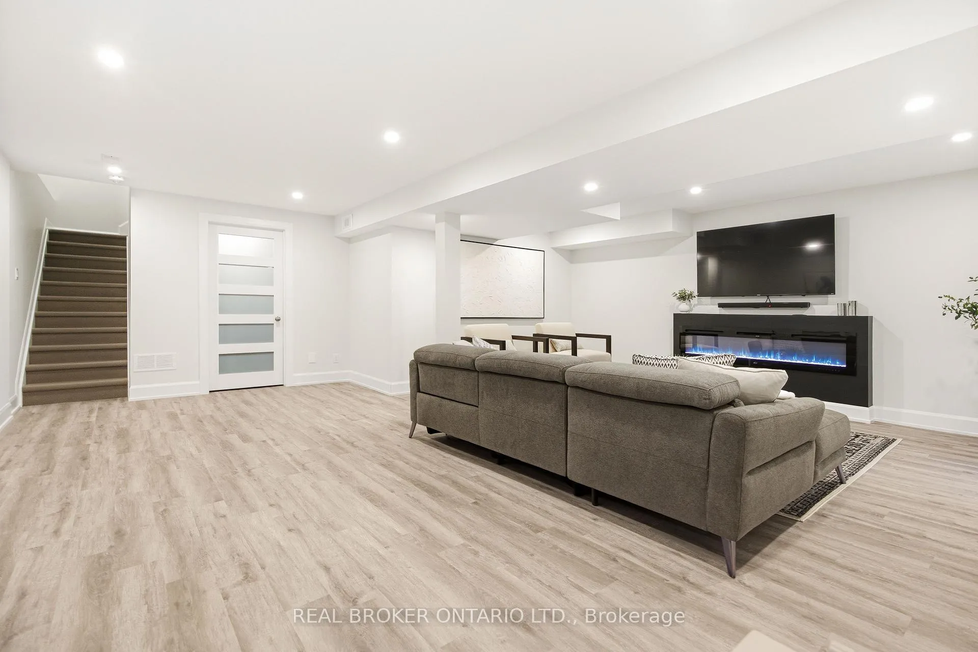 Photo 29 of 204 Trollius Way, Ottawa, Blossom Park/Kemp Park/Findlay Creek — HOMEH