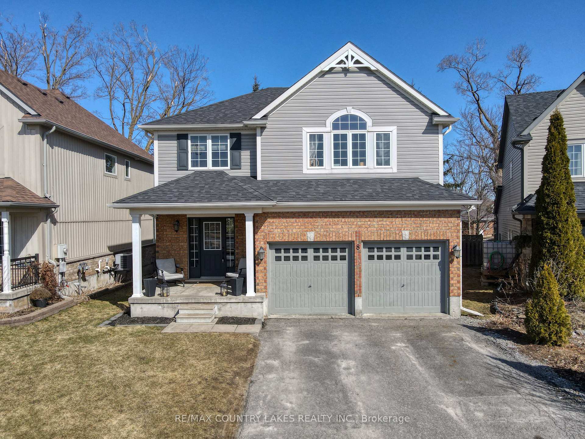 Front of 8 Fallingbrook Crescent