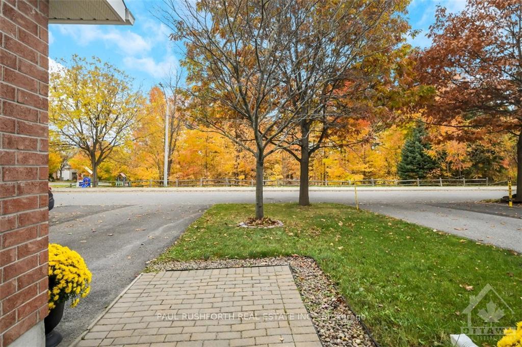 Photo 2 of 326 Statewood Drive, Ottawa, Kanata - Morgan's Grant/South March — HOMEH