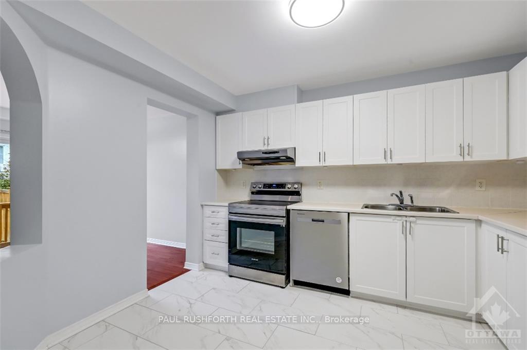 Photo 10 of 326 Statewood Drive, Ottawa, Kanata - Morgan's Grant/South March — HOMEH