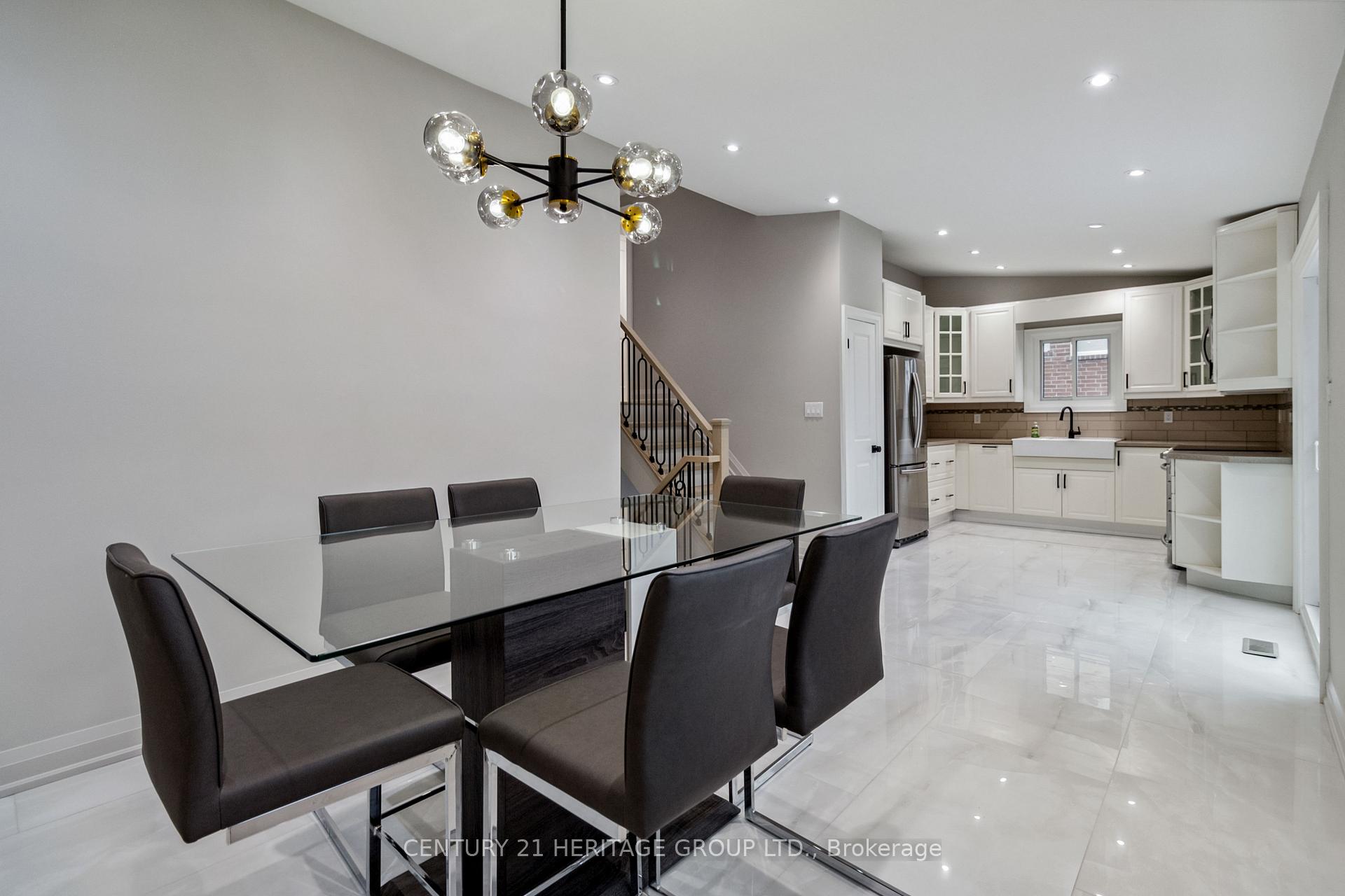 Photo 10 of 734 Robertson Crescent, Milton, Timberlea — HOMEH