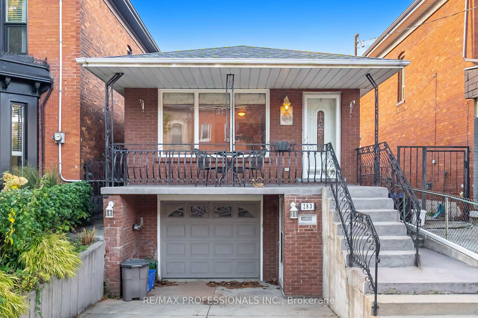 Photo 1 of 283 John Street N, Hamilton, Beasley — HOMEH