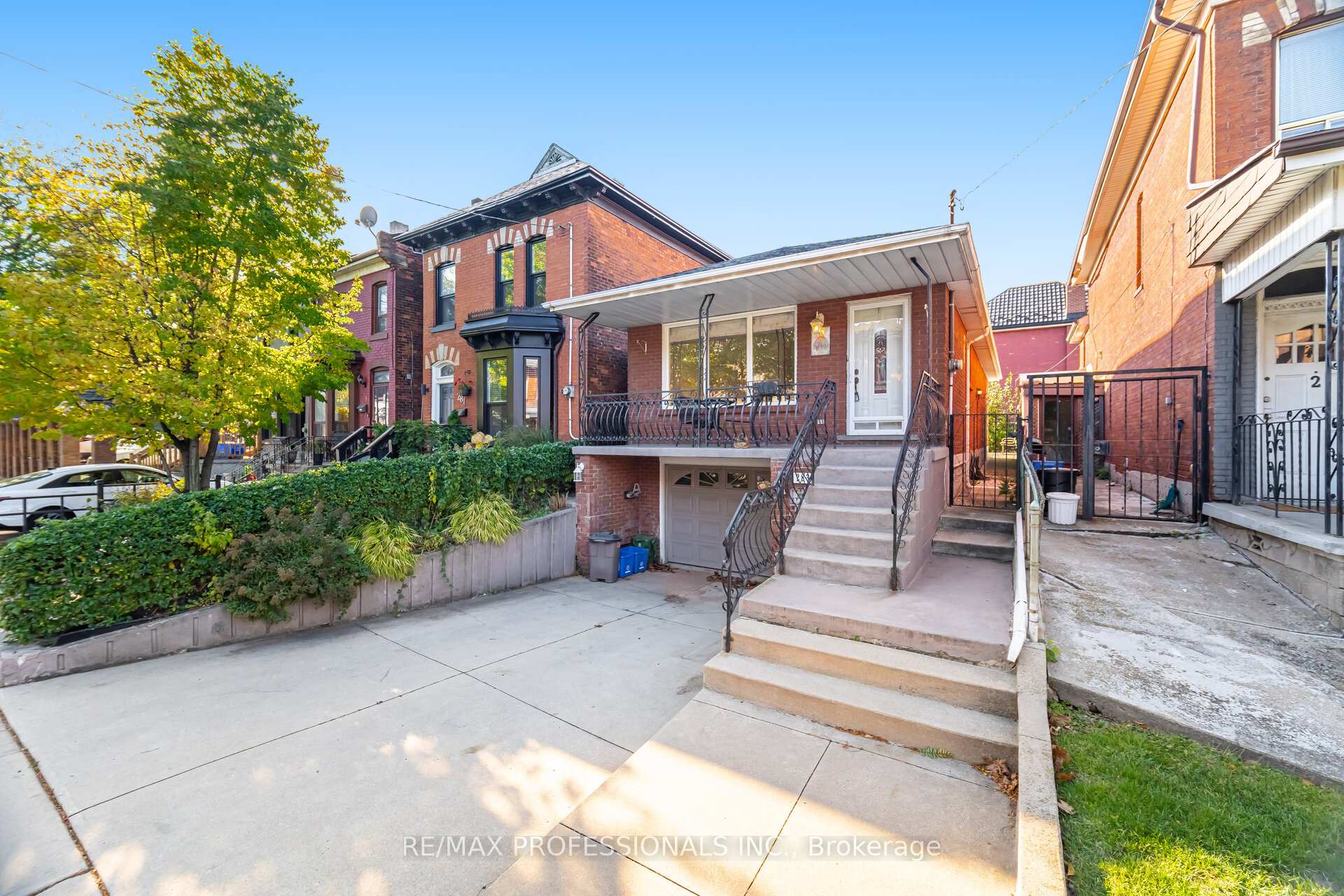 Photo 4 of 283 John Street N, Hamilton, Beasley — HOMEH