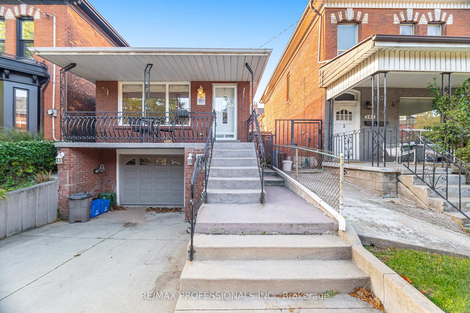 Photo 5 of 283 John Street N, Hamilton, Beasley — HOMEH