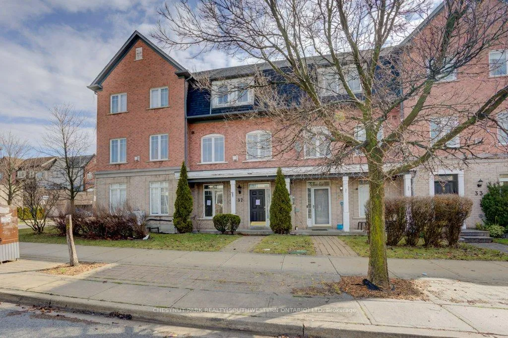 Photo 2 of 37 Port Union Road, Scarborough, Rouge — HOMEH