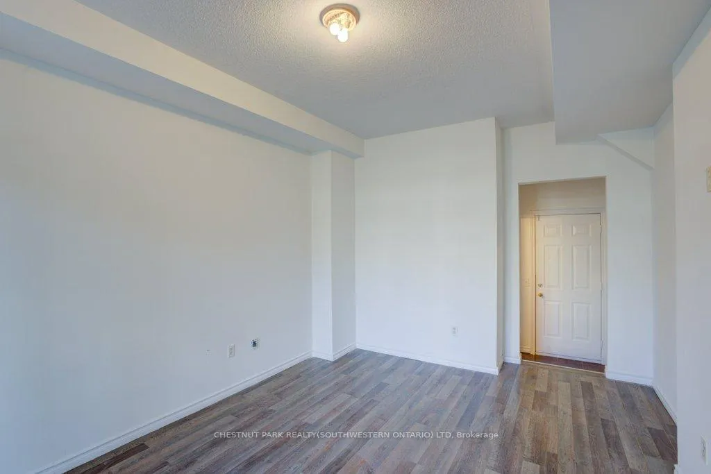 Photo 6 of 37 Port Union Road, Scarborough, Rouge — HOMEH