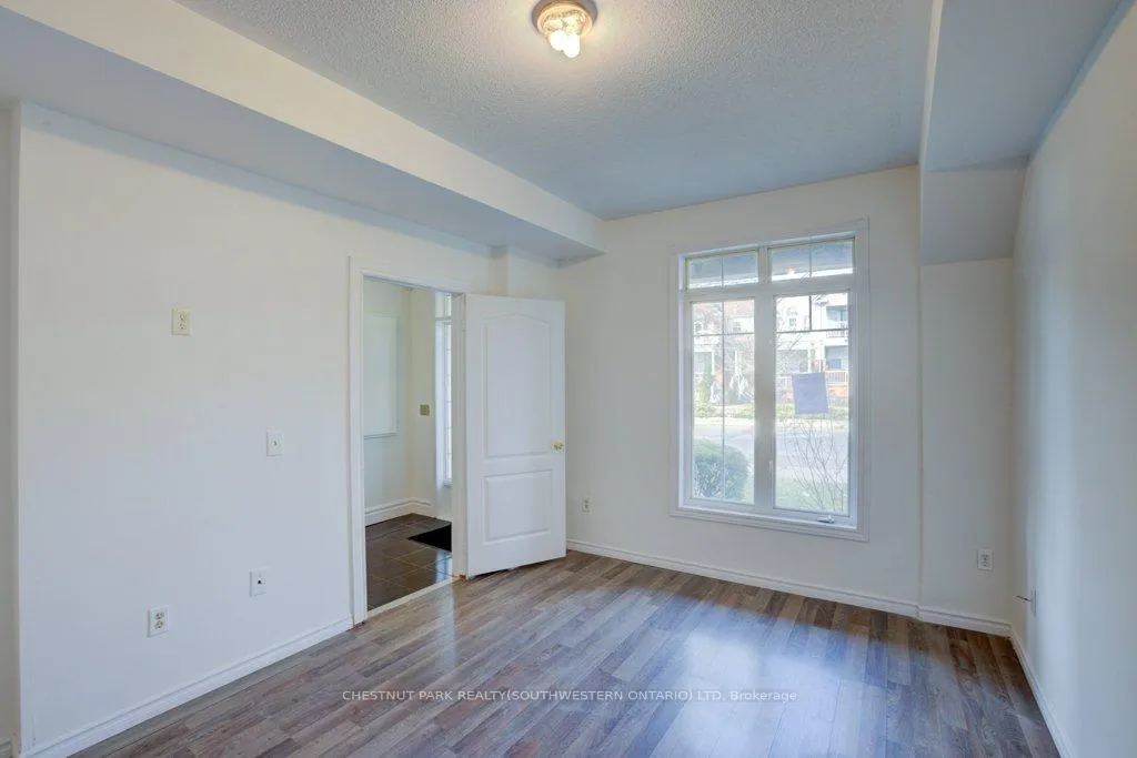 Photo 8 of 37 Port Union Road, Scarborough, Rouge — HOMEH