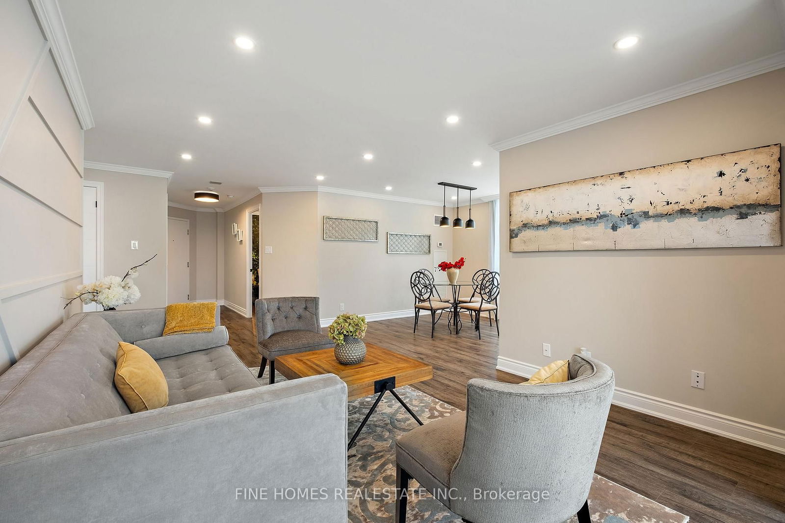 Photo 6 of Unit 307, 120 promenade Circ, Vaughan, Brownridge — HOMEH