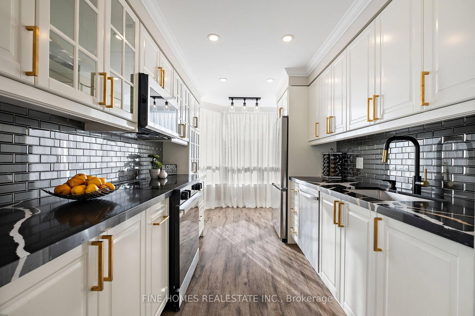 Photo 10 of Unit 307, 120 promenade Circ, Vaughan, Brownridge — HOMEH