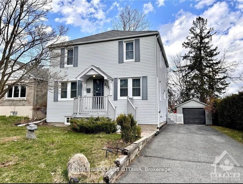Photo 2 of 317 Summit Avenue, Ottawa, Alta Vista/Faircrest Heights — HOMEH