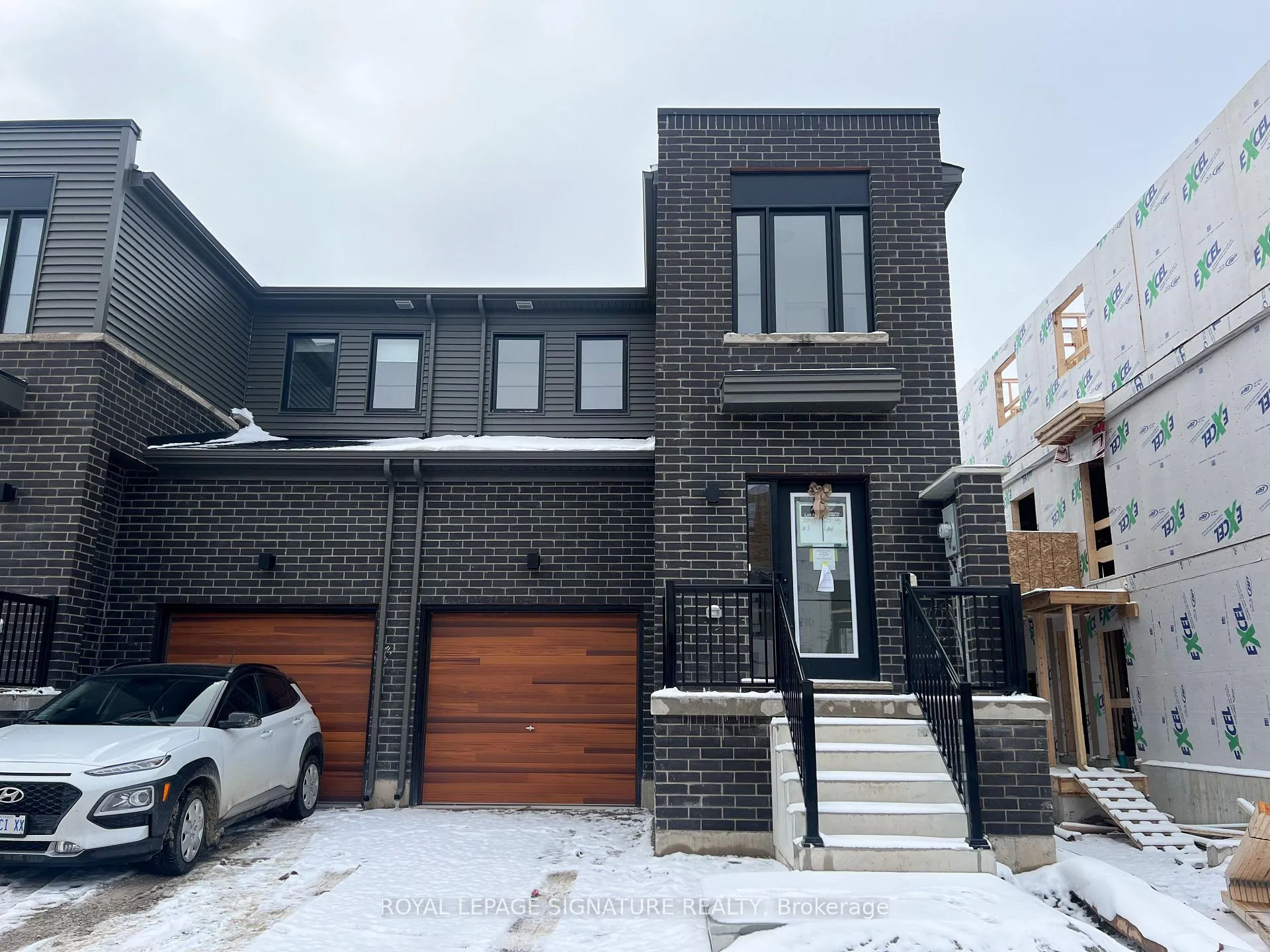 Photo 1 of 21 Hay Lane, Barrie, Rural Barrie Southeast — HOMEH