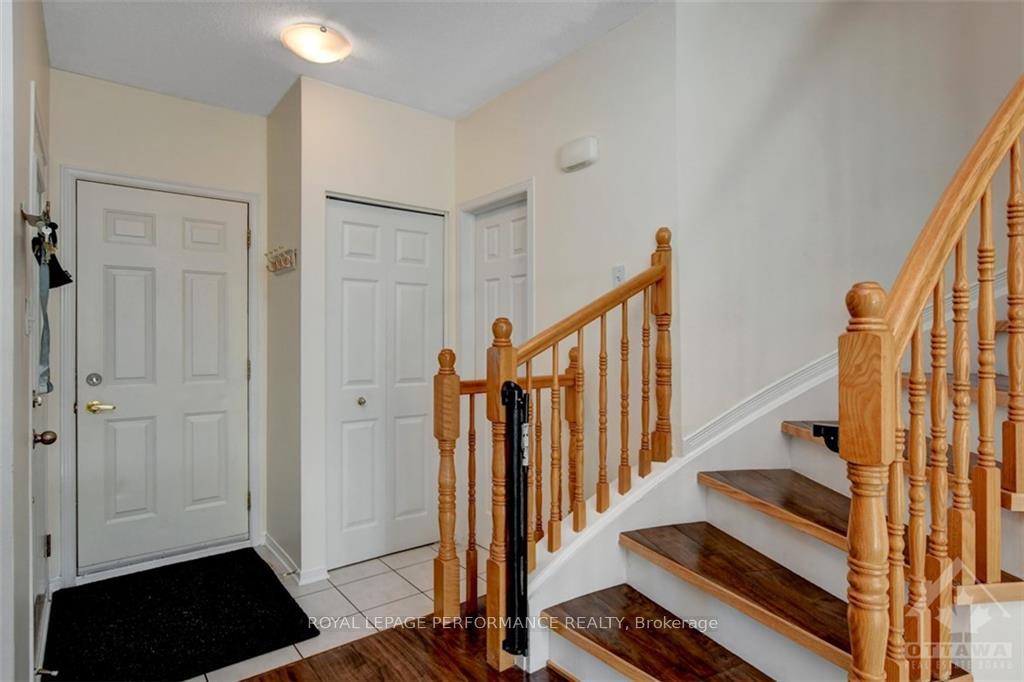 Photo 4 of 20 Kincardine Drive, Ottawa, Kanata - Glencairn/Hazeldean — HOMEH