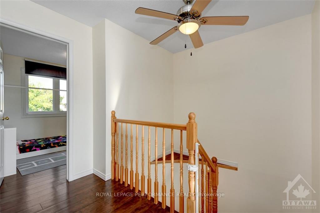 Photo 16 of 20 Kincardine Drive, Ottawa, Kanata - Glencairn/Hazeldean — HOMEH