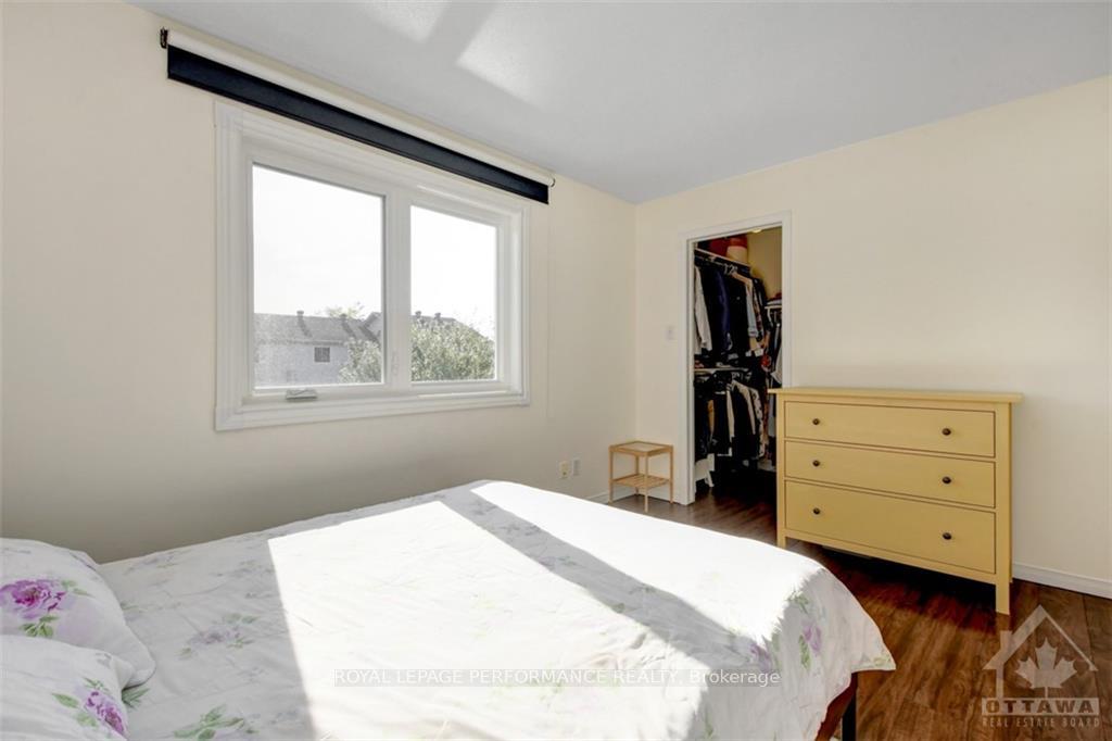 Photo 17 of 20 Kincardine Drive, Ottawa, Kanata - Glencairn/Hazeldean — HOMEH