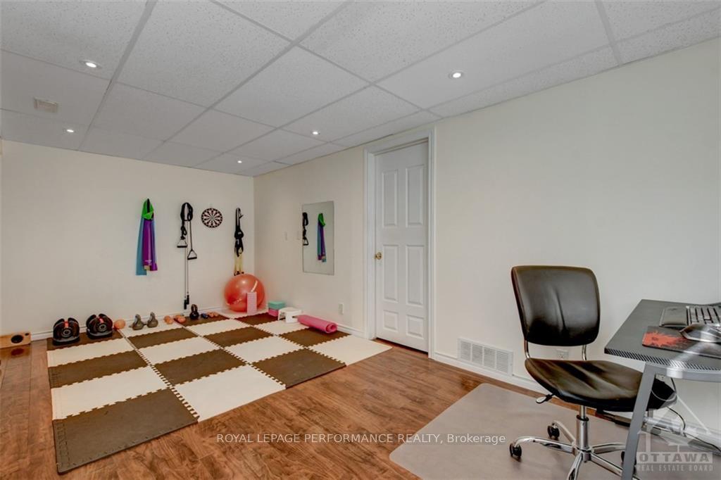 Photo 23 of 20 Kincardine Drive, Ottawa, Kanata - Glencairn/Hazeldean — HOMEH