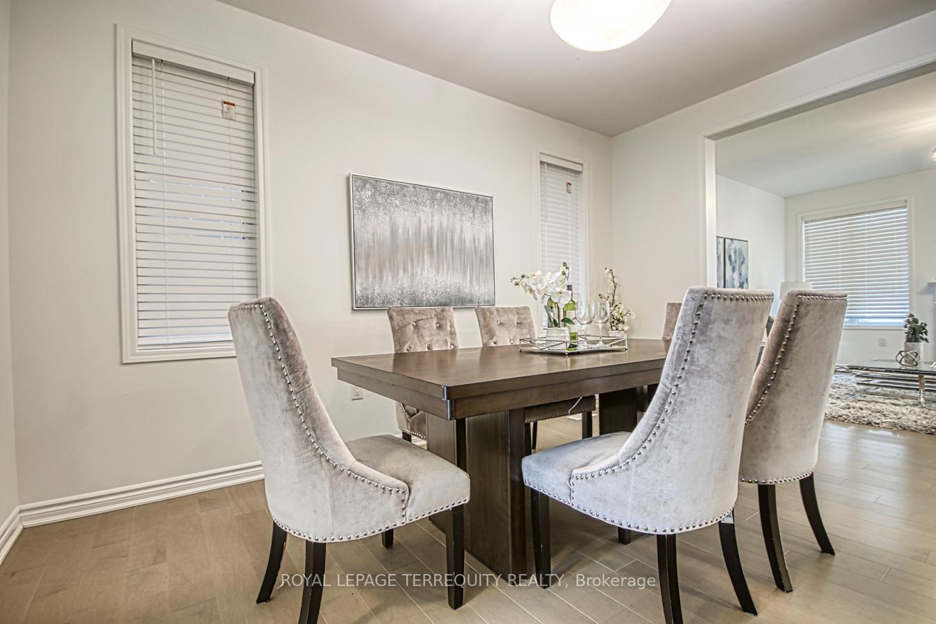 Photo 6 of 385 Gordon Krantz Avenue, Milton, Walker — HOMEH
