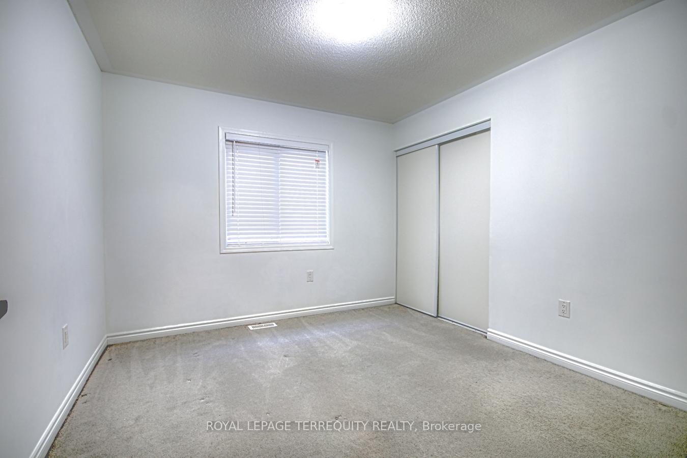 Photo 21 of 385 Gordon Krantz Avenue, Milton, Walker — HOMEH