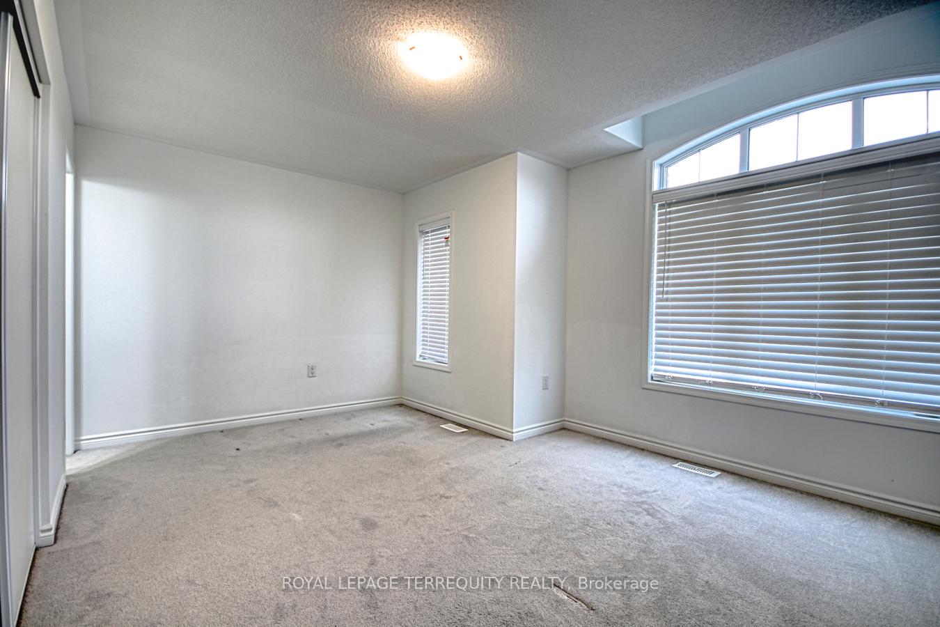 Photo 26 of 385 Gordon Krantz Avenue, Milton, Walker — HOMEH