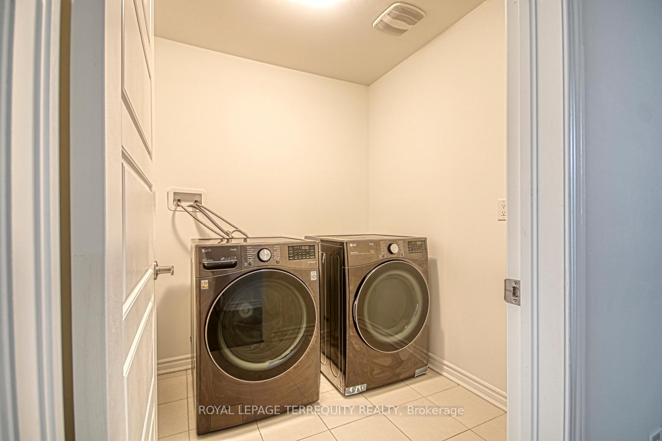 Photo 30 of 385 Gordon Krantz Avenue, Milton, Walker — HOMEH