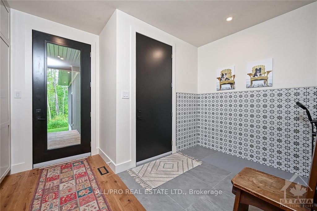 Photo 7 of 36 Synergy Way, Ottawa, Kanata - Kanata (North West) — HOMEH
