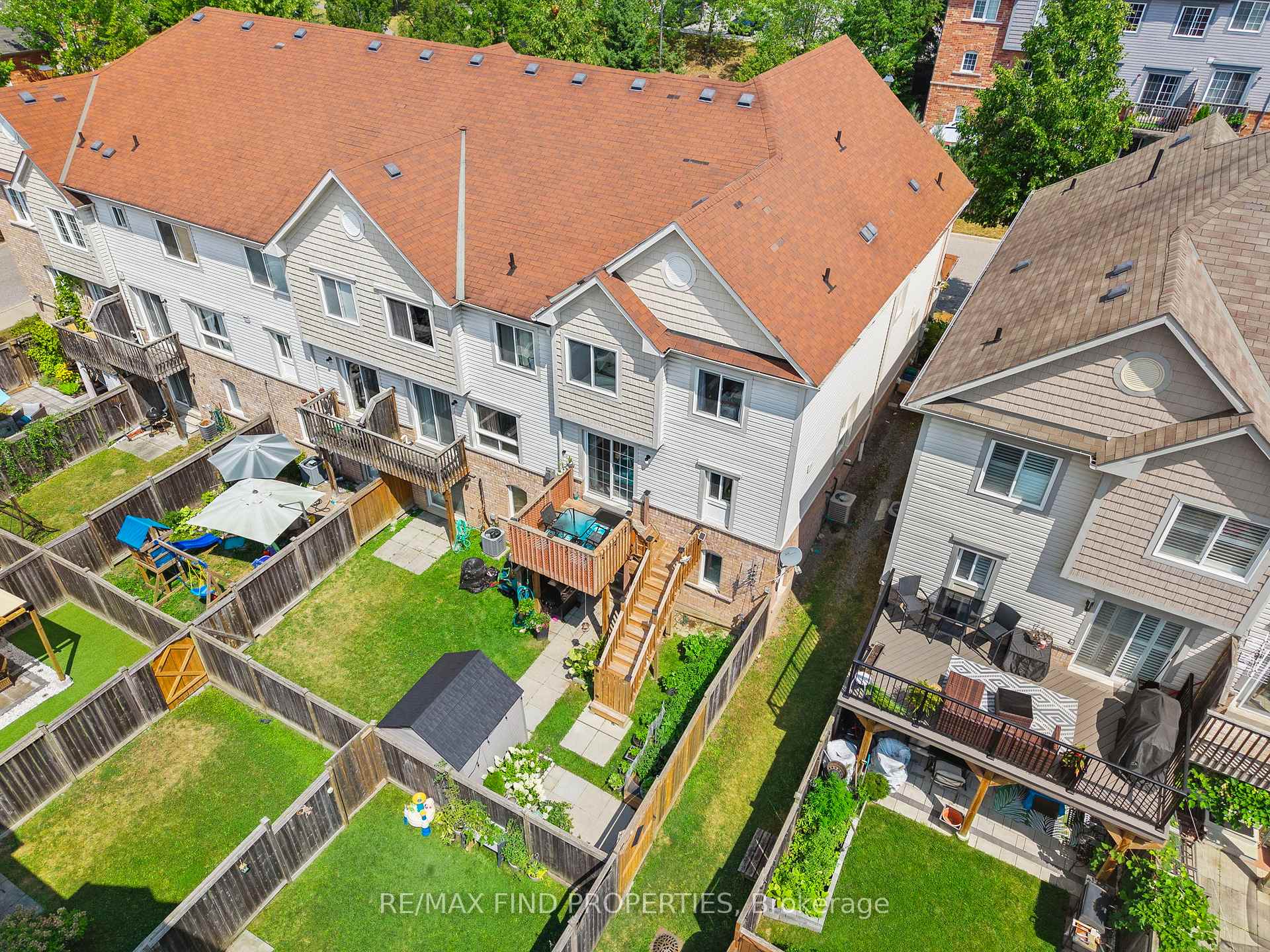 Photo 3 of 24 Bartolo Lane, Ajax, Central — HOMEH