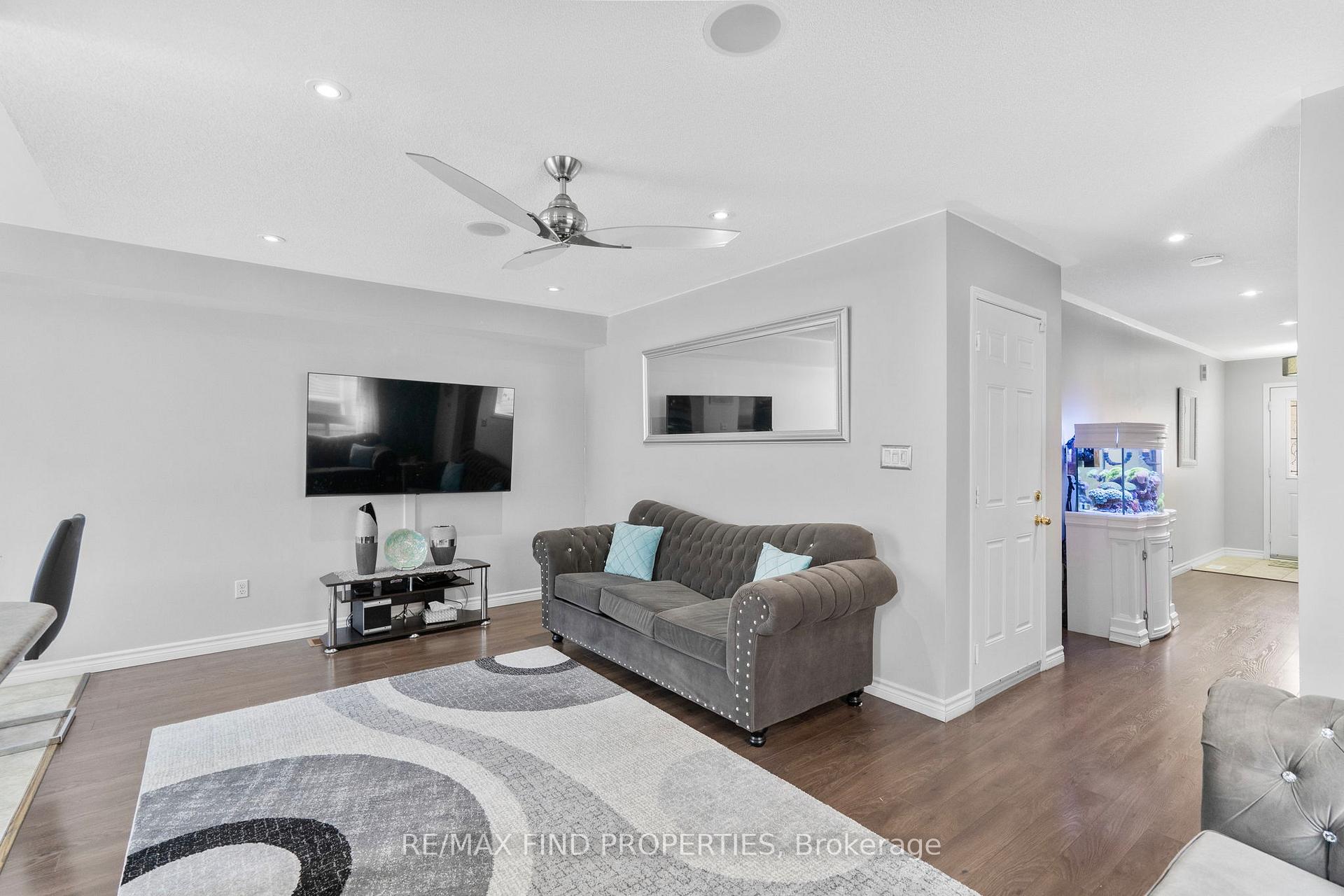 Photo 9 of 24 Bartolo Lane, Ajax, Central — HOMEH