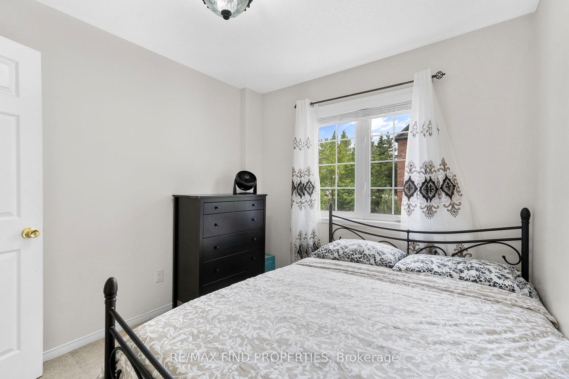 Photo 23 of 24 Bartolo Lane, Ajax, Central — HOMEH