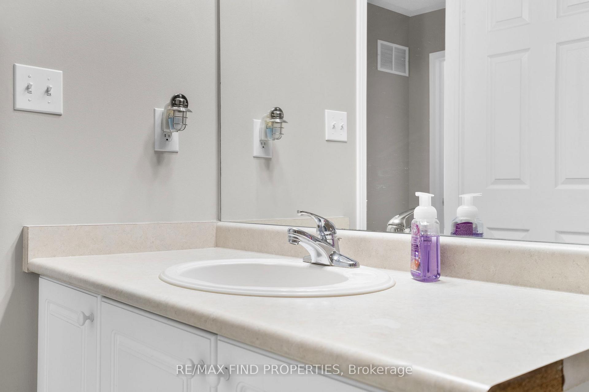 Photo 27 of 24 Bartolo Lane, Ajax, Central — HOMEH