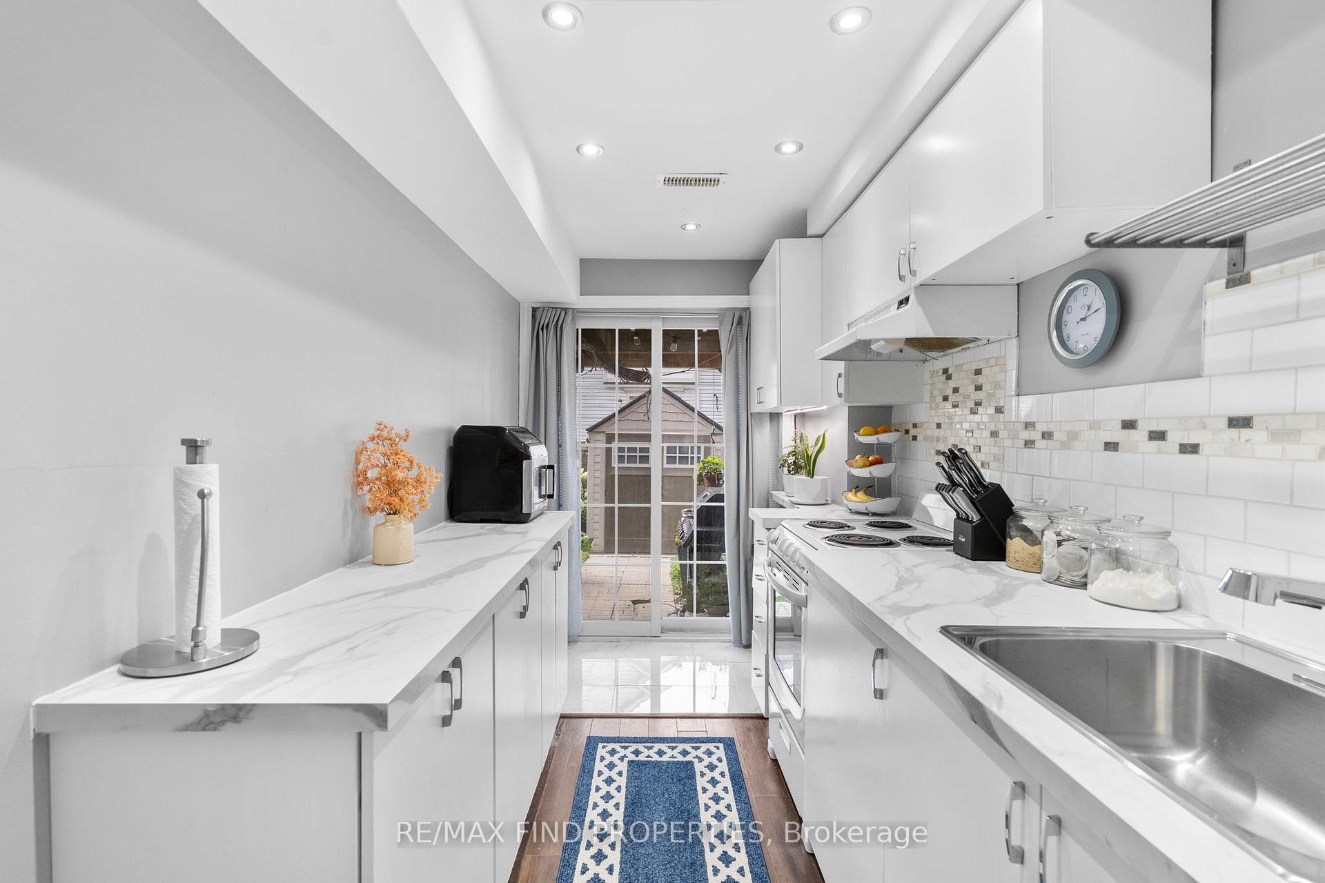 Photo 41 of 24 Bartolo Lane, Ajax, Central — HOMEH