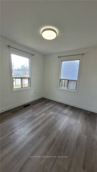 Photo 35 of 10 Warvet Crescent, Toronto, O'Connor-Parkview — HOMEH