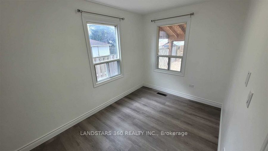 Photo 36 of 10 Warvet Crescent, Toronto, O'Connor-Parkview — HOMEH