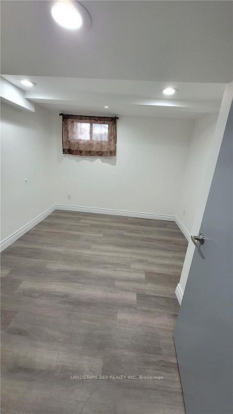 Photo 42 of 10 Warvet Crescent, Toronto, O'Connor-Parkview — HOMEH
