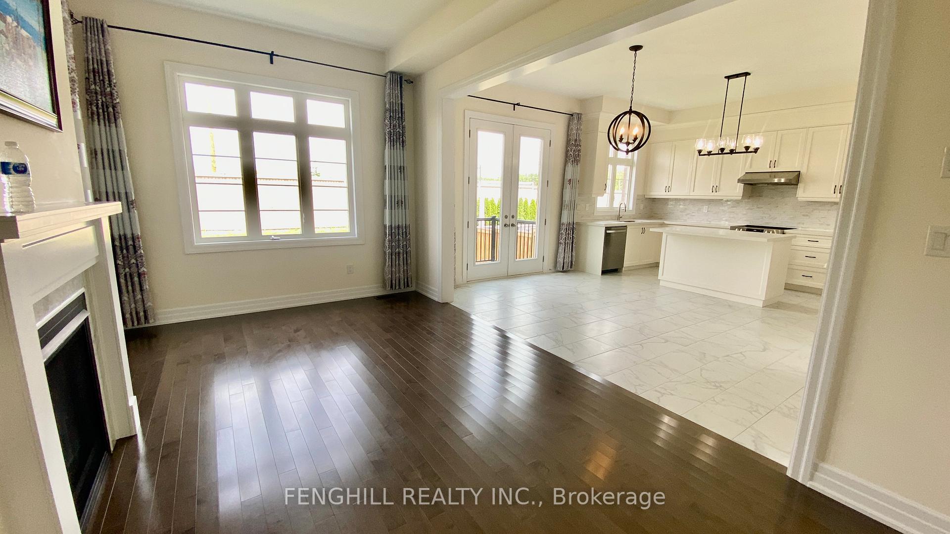 Photo 3 of 254 Touch Gold Crescent, Aurora, Bayview Southeast — HOMEH