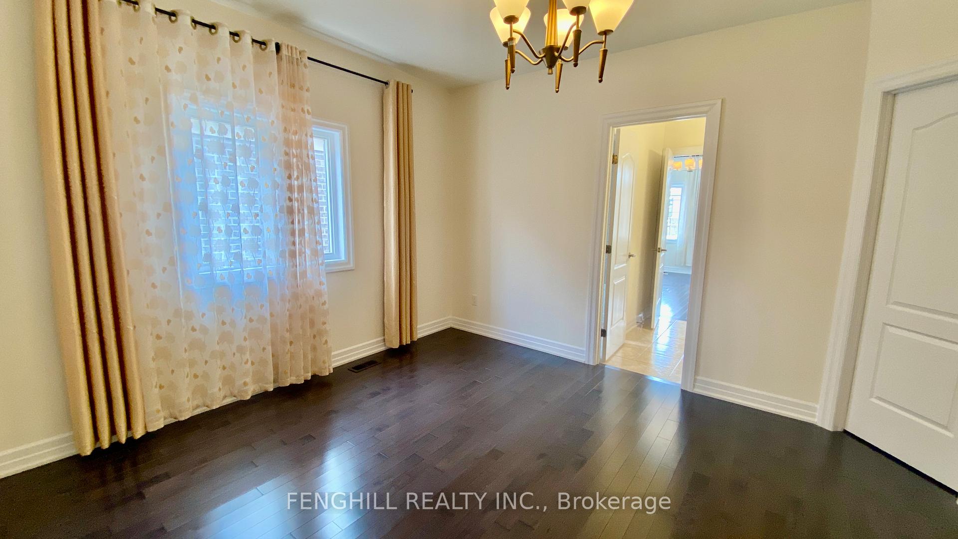 Photo 12 of 254 Touch Gold Crescent, Aurora, Bayview Southeast — HOMEH