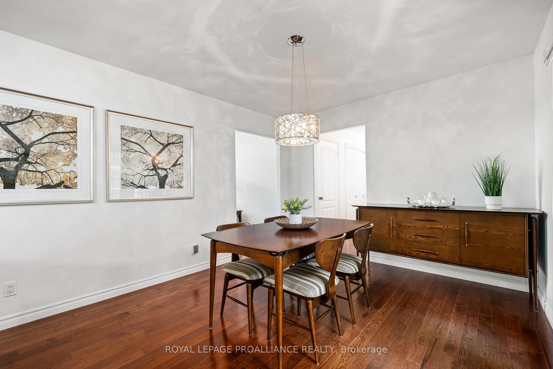 Photo 10 of 3 Hazel Court, Belleville, Belleville Ward — HOMEH