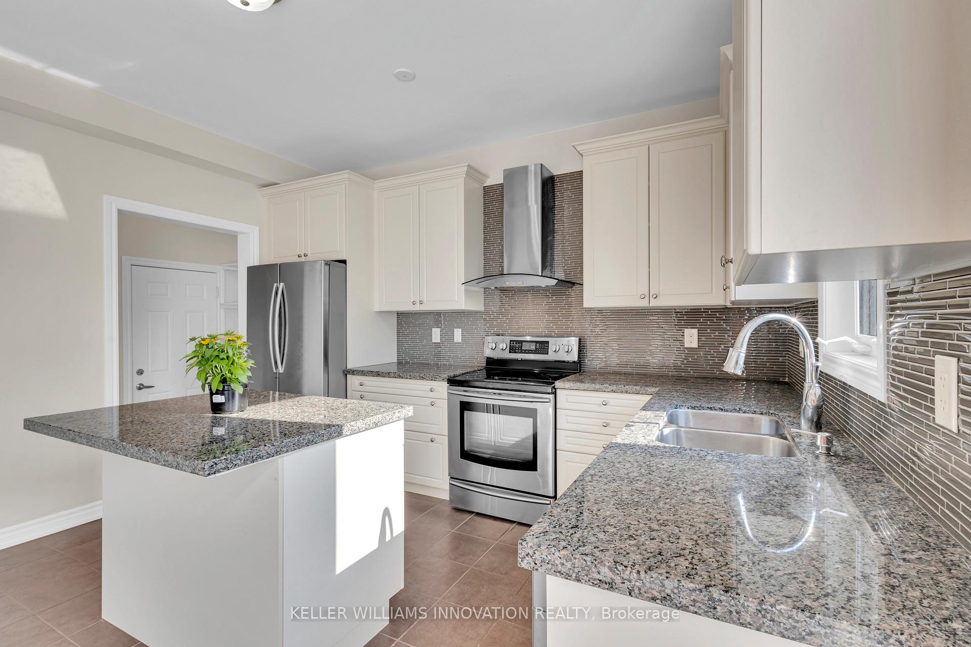 Photo 19 of 392 Kincardine Terrace, Milton, Scott — HOMEH