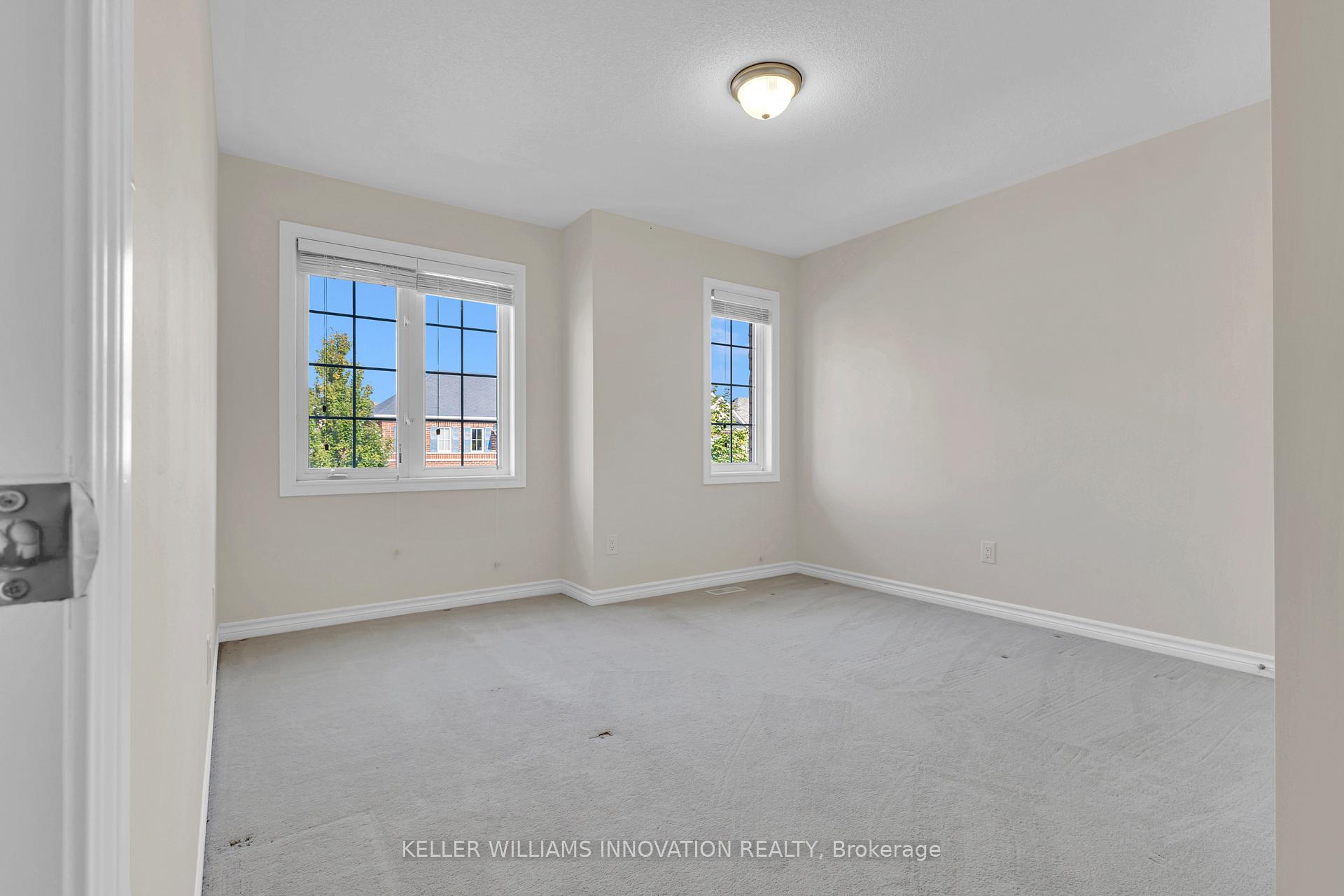 Photo 32 of 392 Kincardine Terrace, Milton, Scott — HOMEH