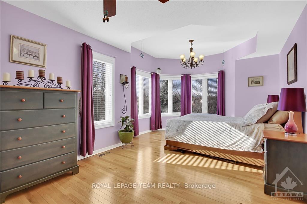Photo 4 of 88 Goldridge Drive, Ottawa, Kanata - Kanata Lakes/Heritage Hills — HOMEH