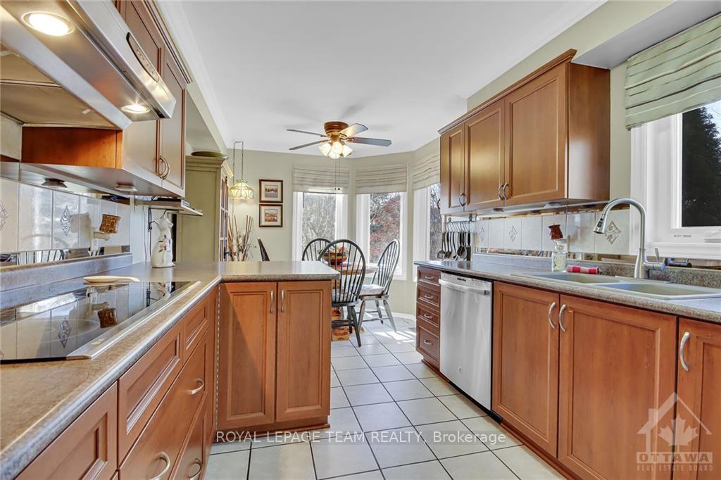 Photo 15 of 88 Goldridge Drive, Ottawa, Kanata - Kanata Lakes/Heritage Hills — HOMEH