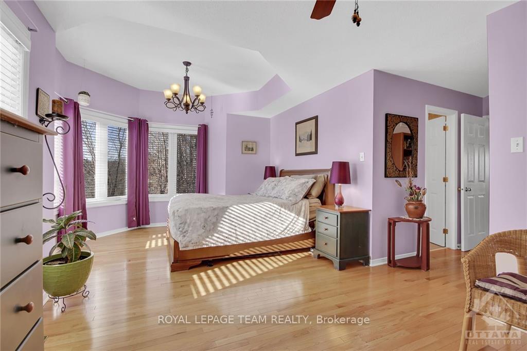 Photo 19 of 88 Goldridge Drive, Ottawa, Kanata - Kanata Lakes/Heritage Hills — HOMEH