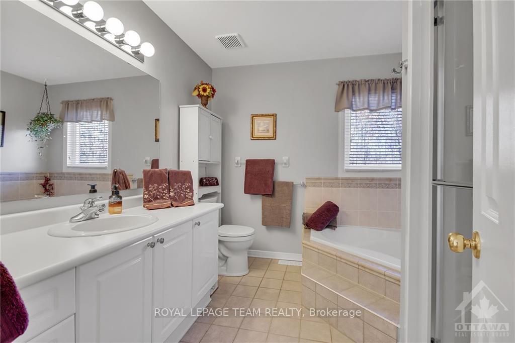 Photo 20 of 88 Goldridge Drive, Ottawa, Kanata - Kanata Lakes/Heritage Hills — HOMEH