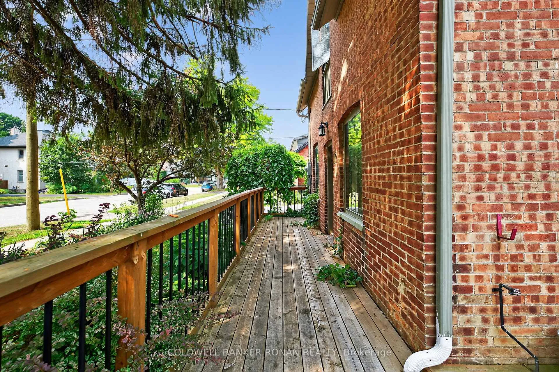 Photo 5 of 12 Nelson Street, New Tecumseth, Alliston — HOMEH