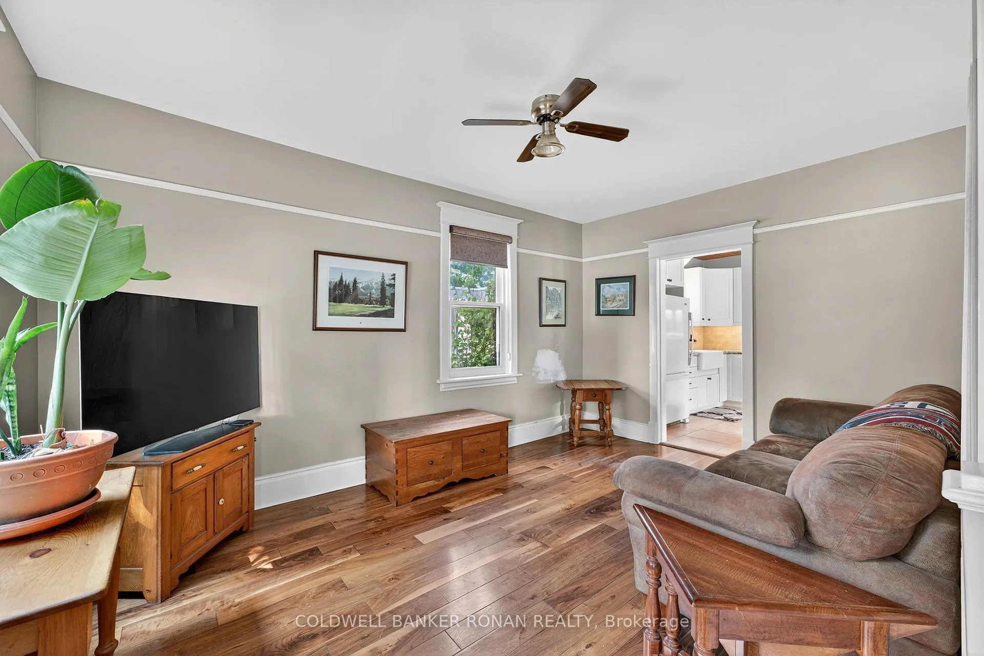 Photo 9 of 12 Nelson Street, New Tecumseth, Alliston — HOMEH