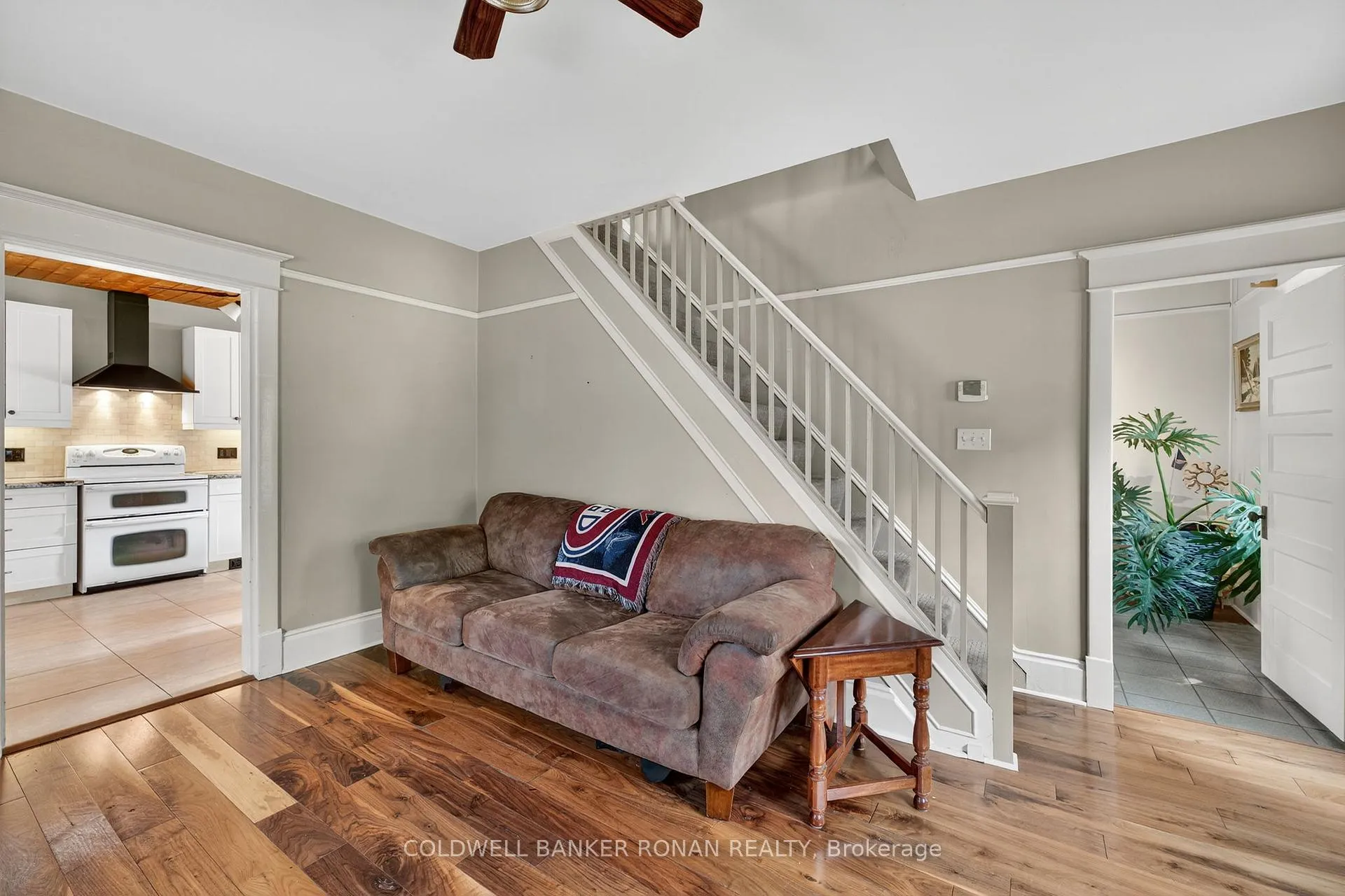 Photo 10 of 12 Nelson Street, New Tecumseth, Alliston — HOMEH